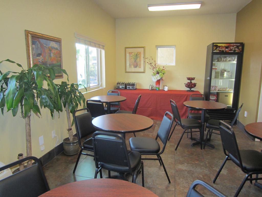 سان دييغو West Park Inn- Extended Stay / Weekly Rates Available المظهر الخارجي الصورة